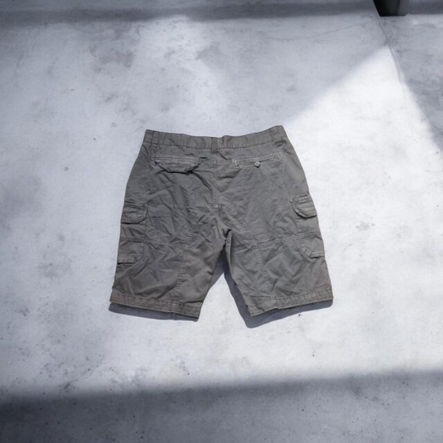 Men's Y2K Khaki Utility Cargo Shorts - XL