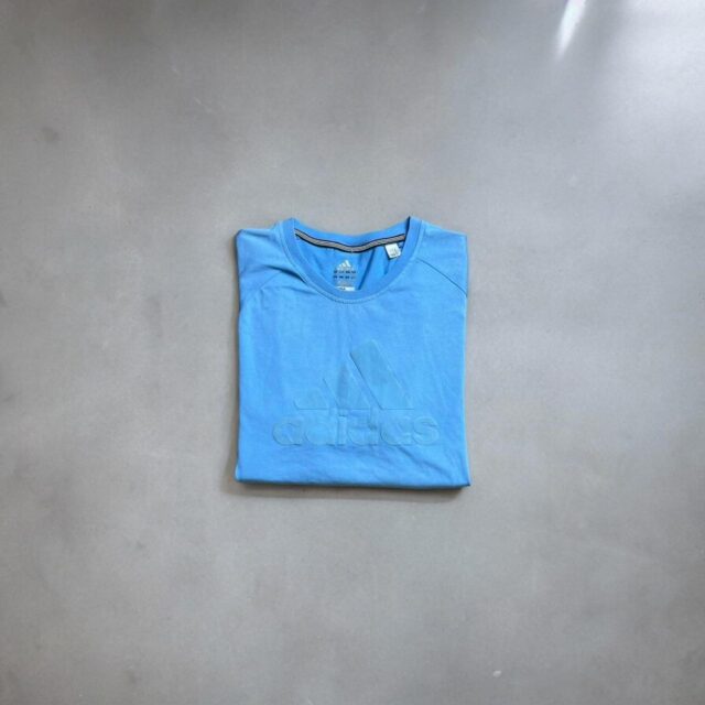 Men's Y2K Adidas Spell Out Tshirt - M