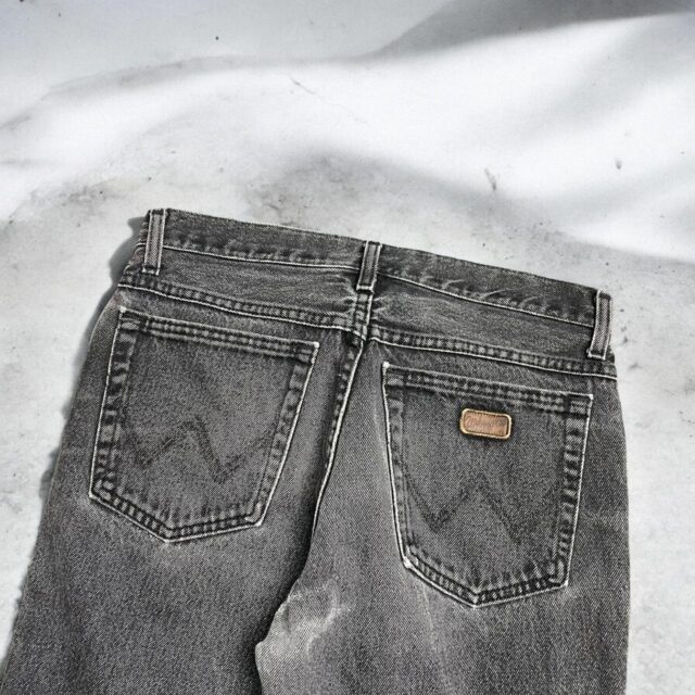 Men's Vintage Faded Black Wrangler Jeans - 30"