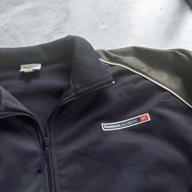 Vintage Mens Y2K Reebok Zip Up Jacket - L