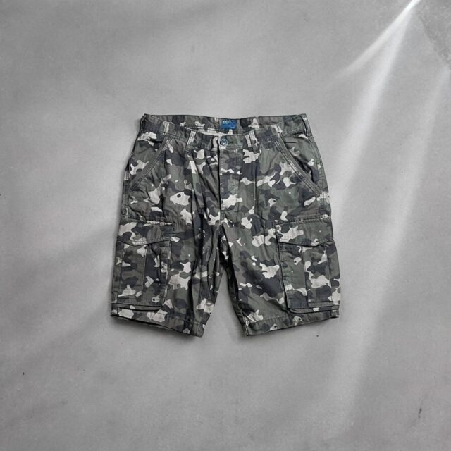 Vintage Mens Camo Utility Cargo Shorts - M