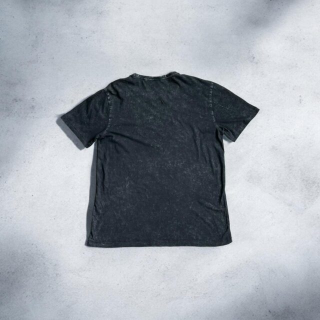Mens Black Y2K Surf Graphic Print Tshirt - M