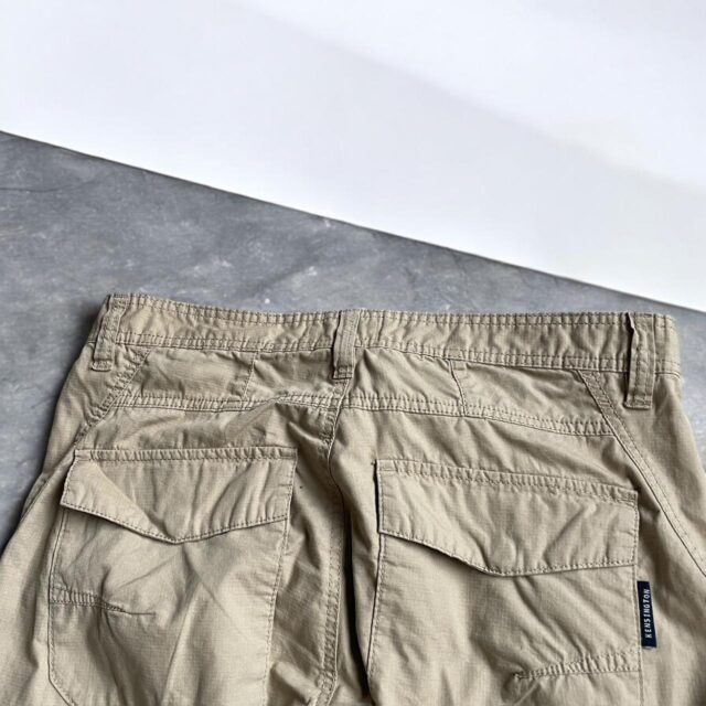 Mens Beige Utility 3/4 Cargo Shorts - L