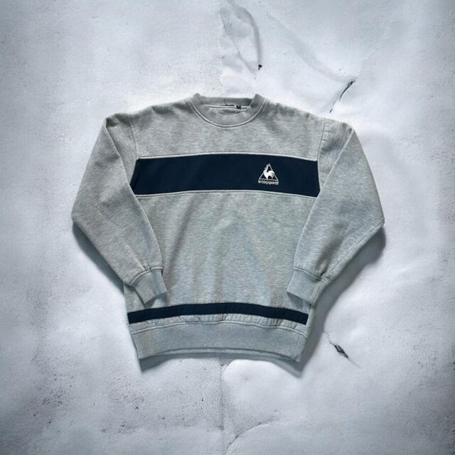Vintage Men's Le Coq Sportif Grey Sweatshirt - M