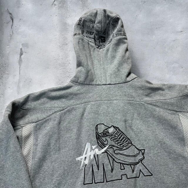 Vintage Y2K Grey Nike Hoodie - S