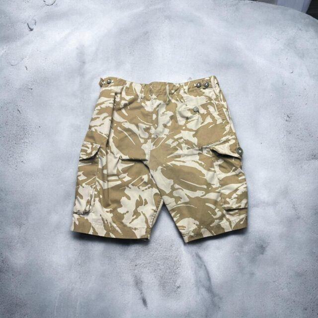 Vintage Mens Camo Utility Cargo Shorts - 34"