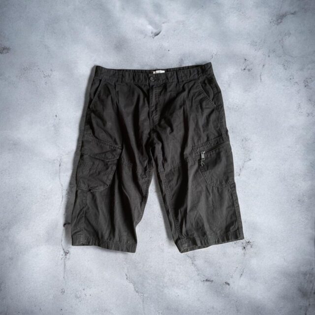 Vintage Y2K Mens Black Cargo Shorts - 36"