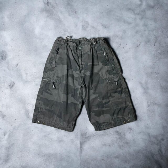 Y2K Mens Bench Camo Cargo Shorts - L