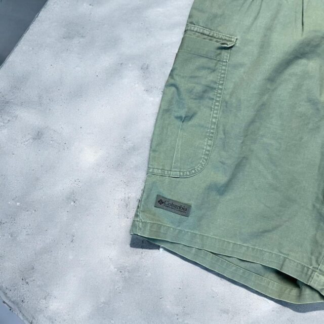 Vintage Y2K Mens Columbia Cargo Shorts - 30"