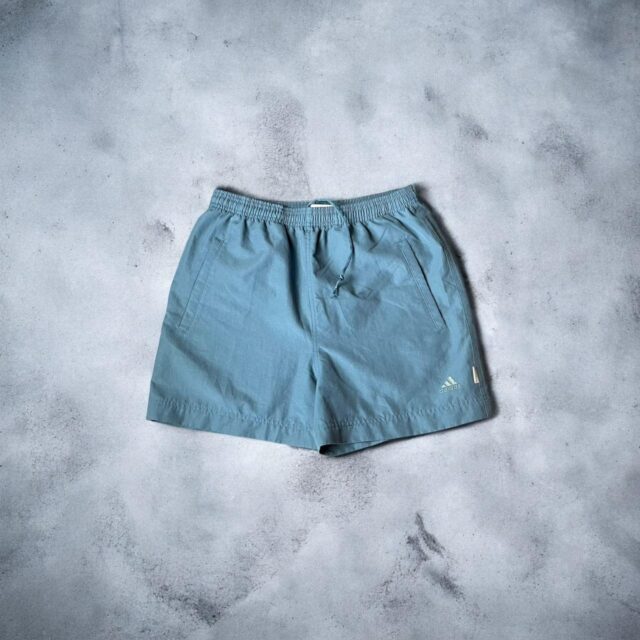 Vintage Y2K Ladies Adidas Shorts - UK 10